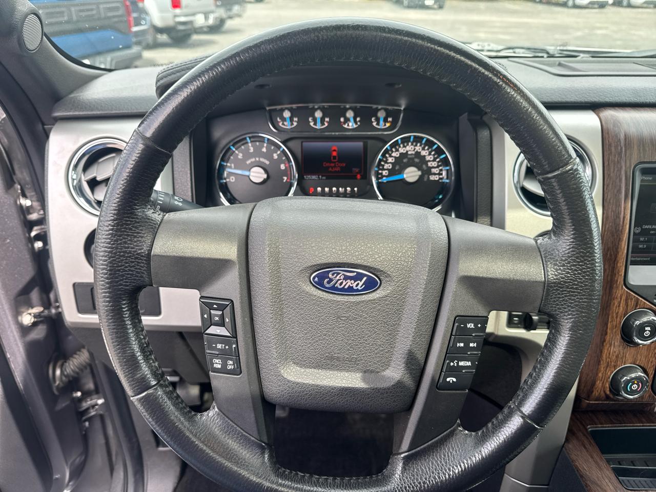 Ford F-150 4WD SuperCrew 139" Lariat 2013