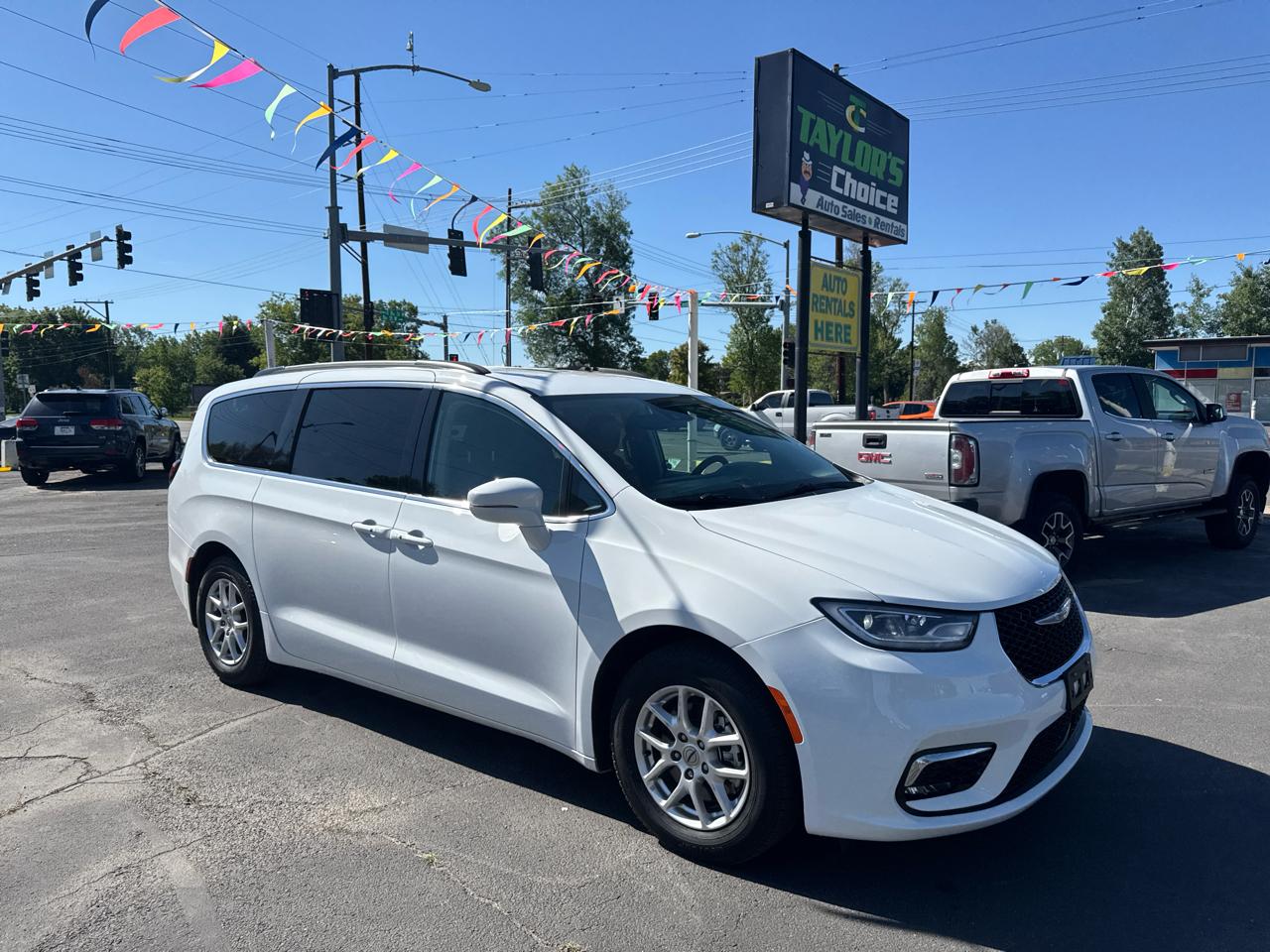 2022 Chrysler Pacifica Touring L FWD
