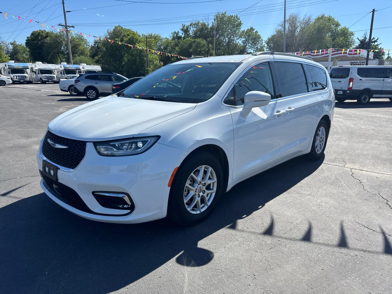 Chrysler Pacifica Touring L FWD 2022