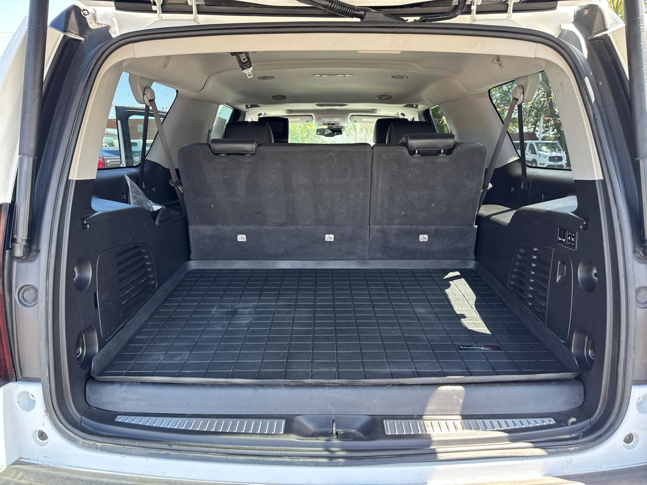 Chevrolet Suburban 4WD 4dr 1500 Premier 2018