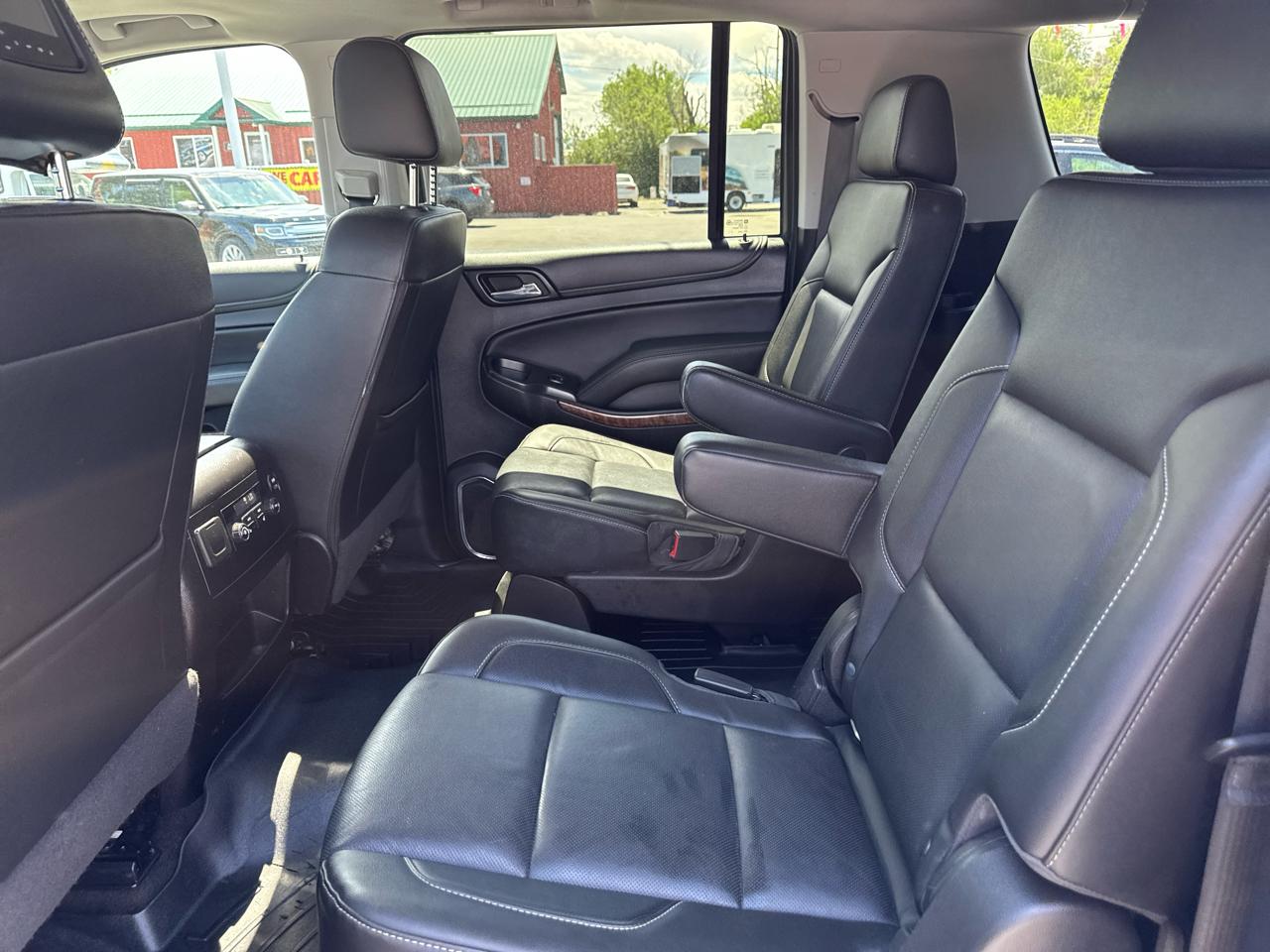 Chevrolet Suburban 4WD 4dr 1500 Premier 2018