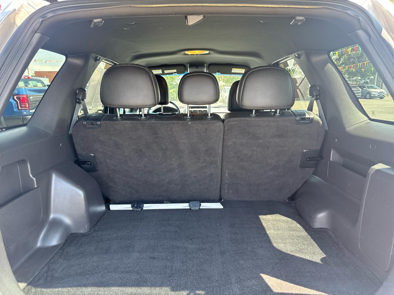 Ford Escape 4WD 4dr Limited 2011