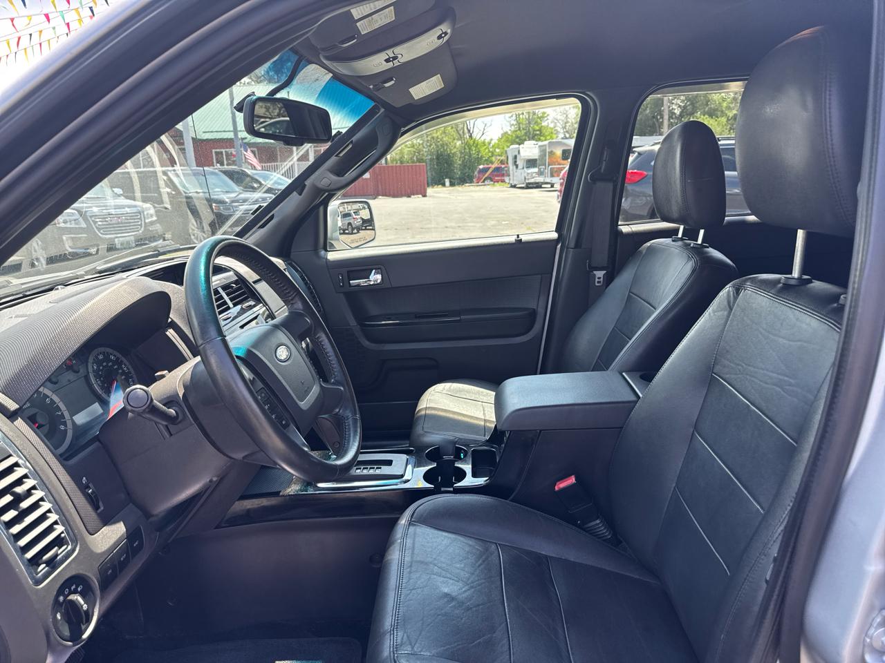 Ford Escape 4WD 4dr Limited 2011