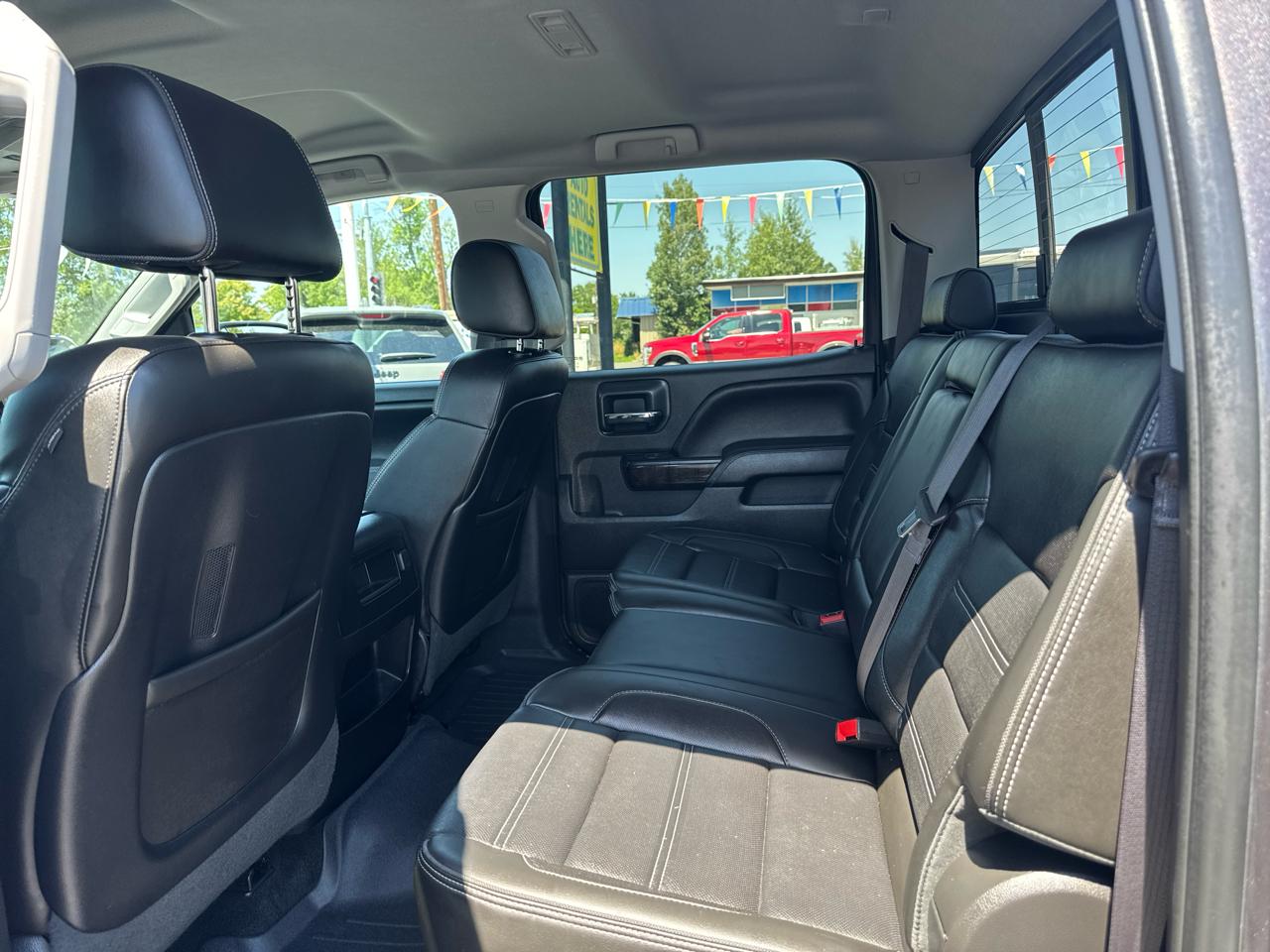 GMC Sierra 1500 4WD Crew Cab 143.5" Denali 2014