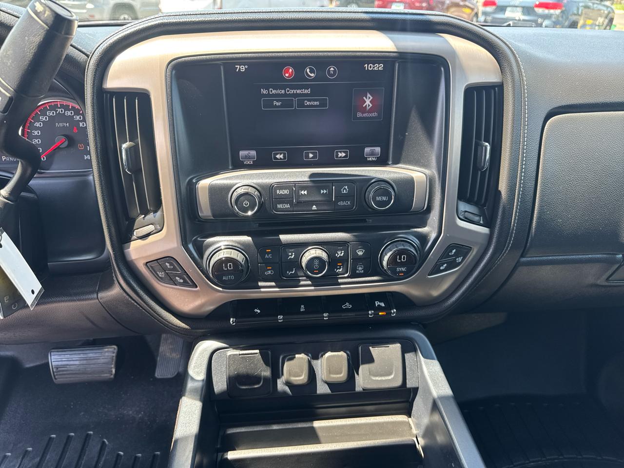 GMC Sierra 1500 4WD Crew Cab 143.5" Denali 2014