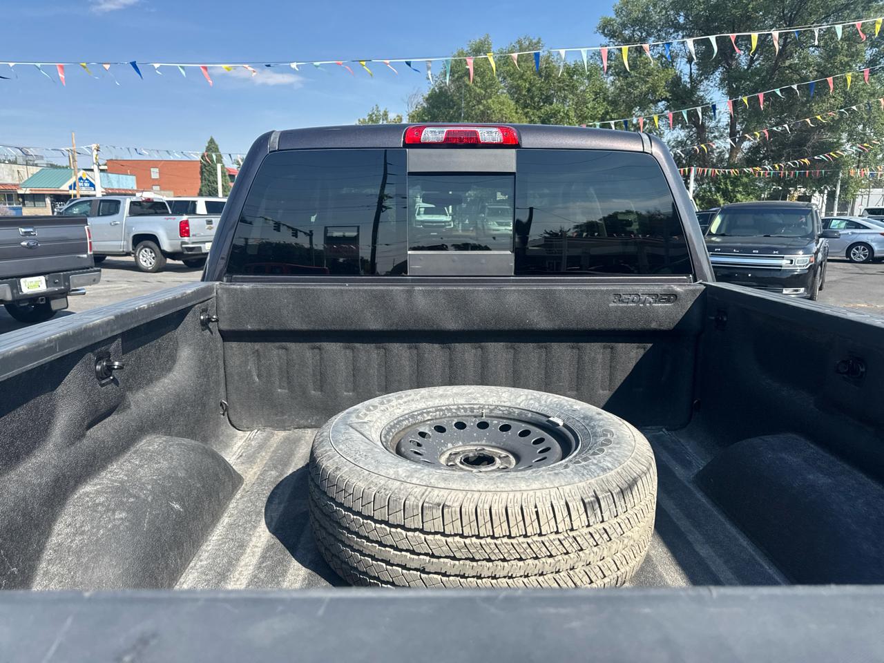 GMC Sierra 1500 4WD Crew Cab 143.5" Denali 2014