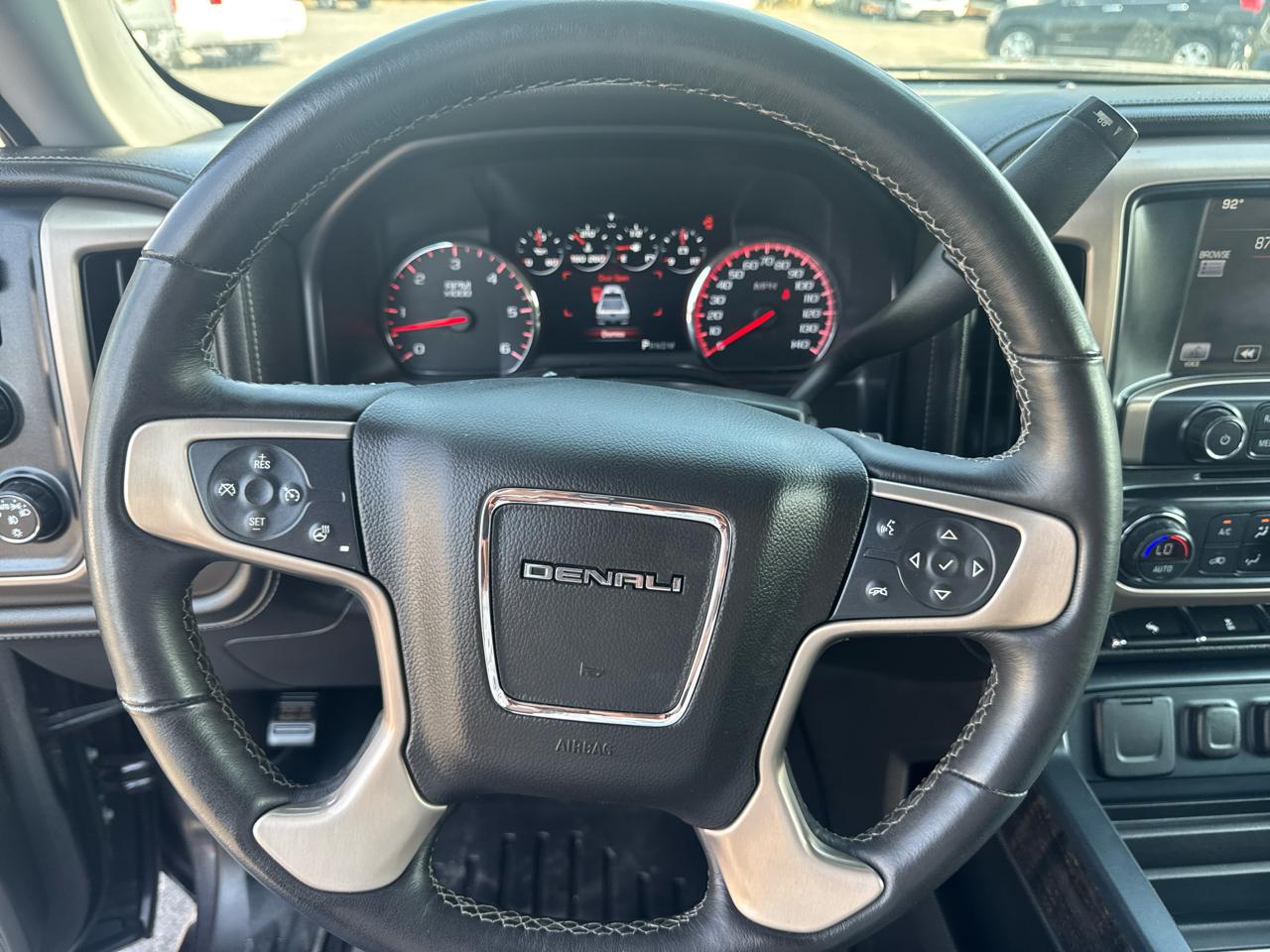 GMC Sierra 1500 4WD Crew Cab 143.5" Denali 2014