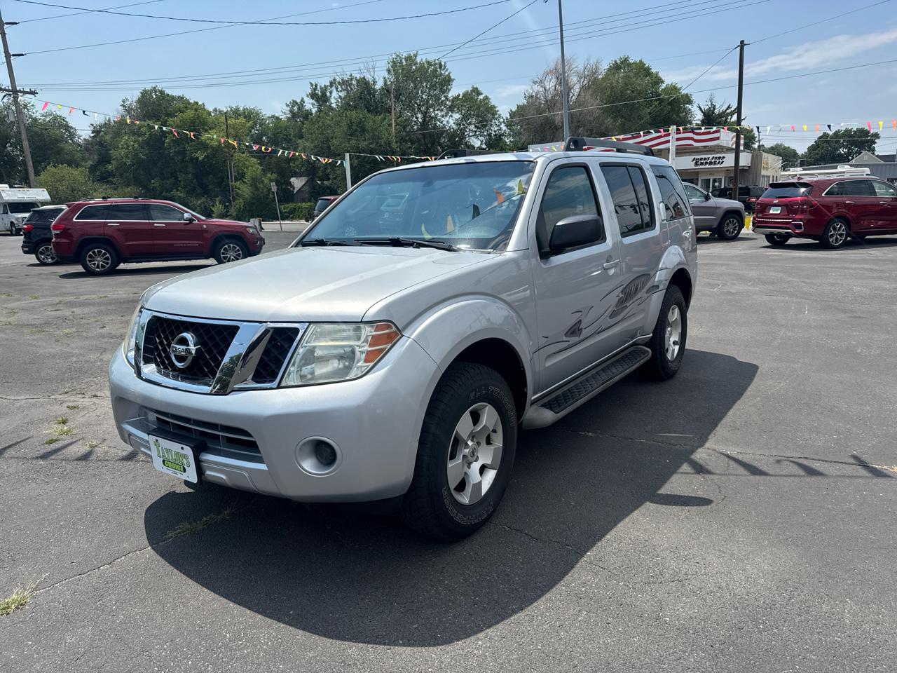Nissan Pathfinder 4WD 4dr V6 S 2011