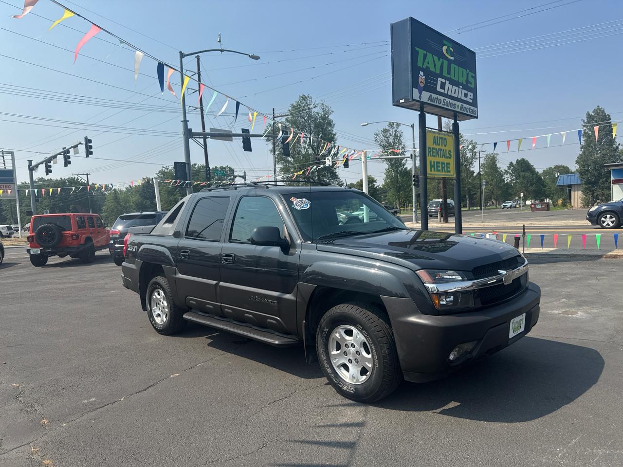 2003 Chevrolet Avalanche 1500 5dr Crew Cab 130" WB 4WD