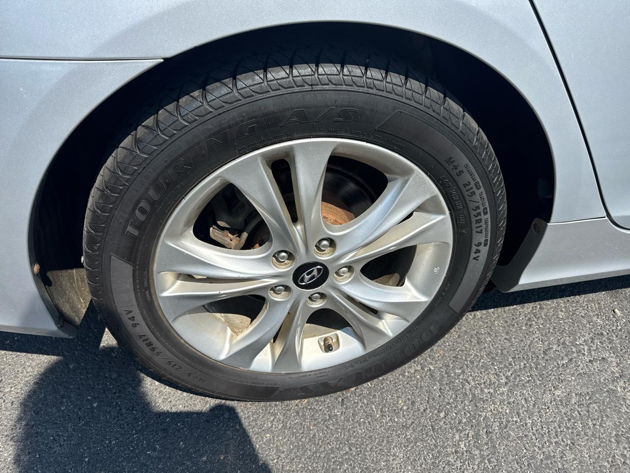 Hyundai Sonata 4dr Sdn 2.4L Auto Ltd 2011