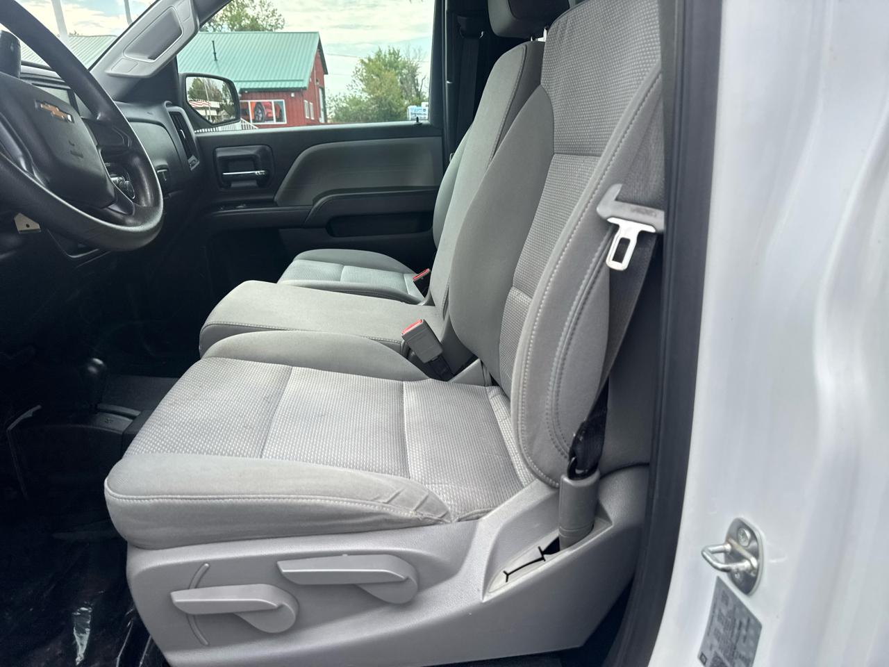 Chevrolet Silverado 1500 4WD Reg Cab 133.0" Work Truck 2018