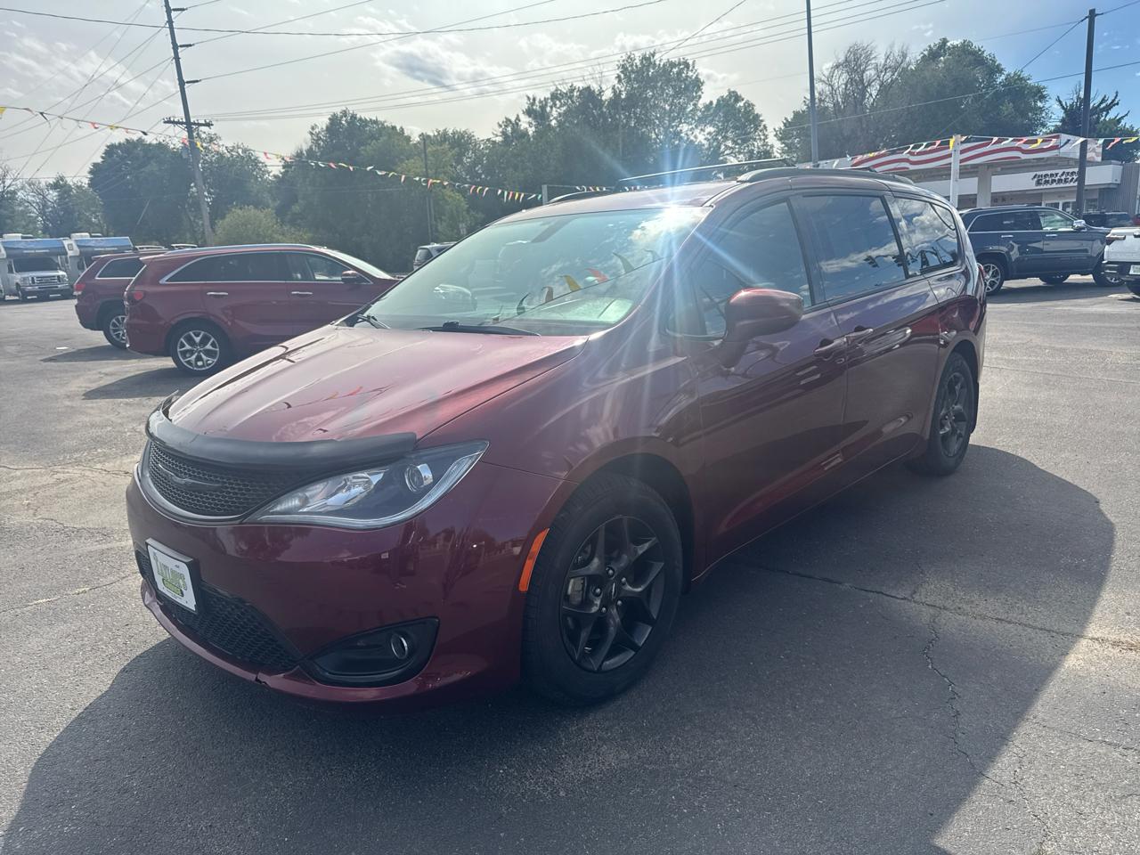 Chrysler Pacifica Touring L FWD 2018