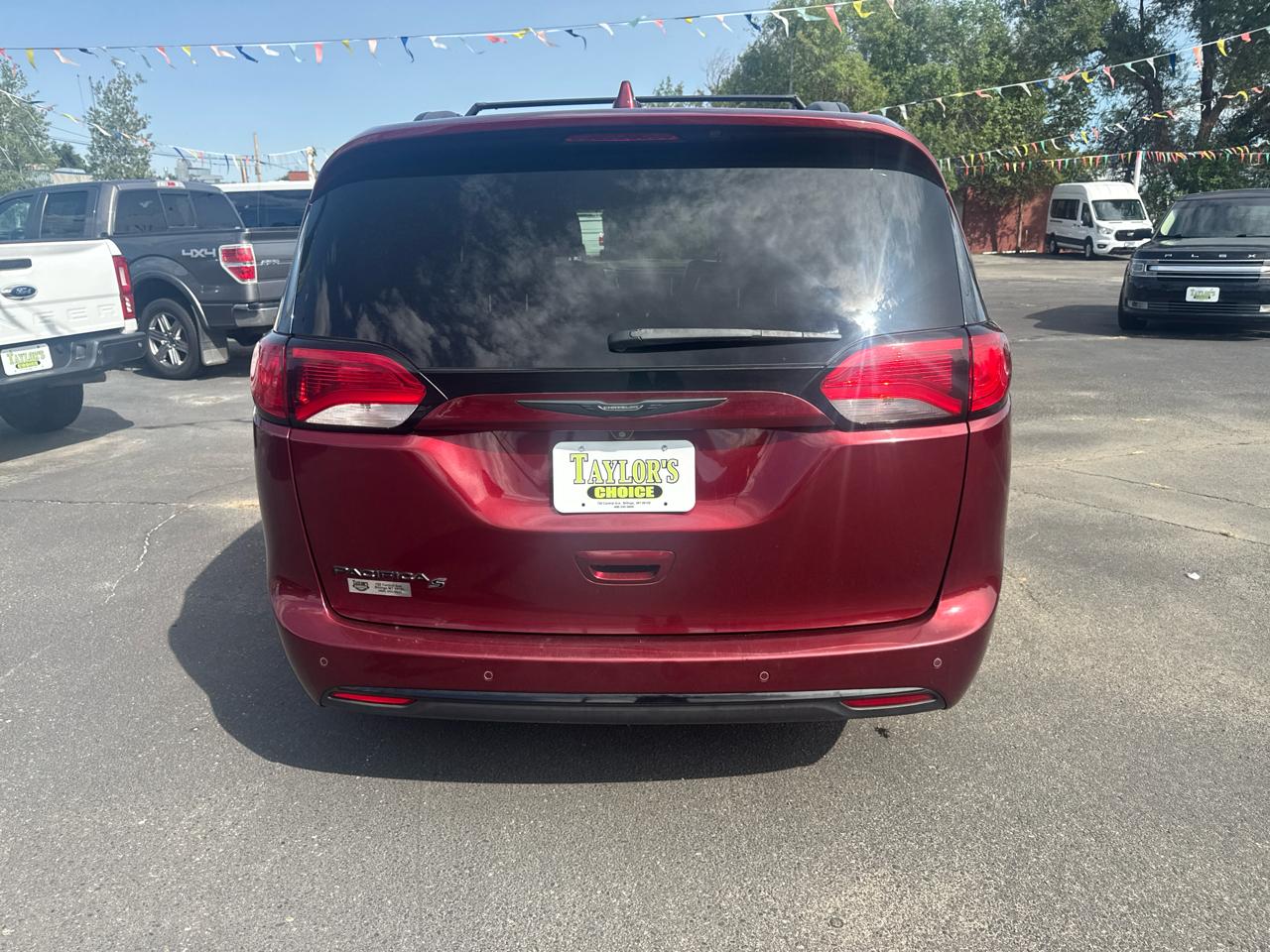 Chrysler Pacifica Touring L FWD 2018