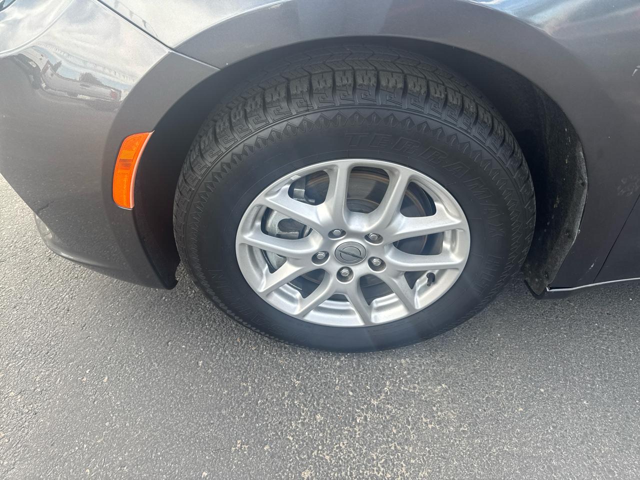Chrysler Pacifica Touring L FWD 2022