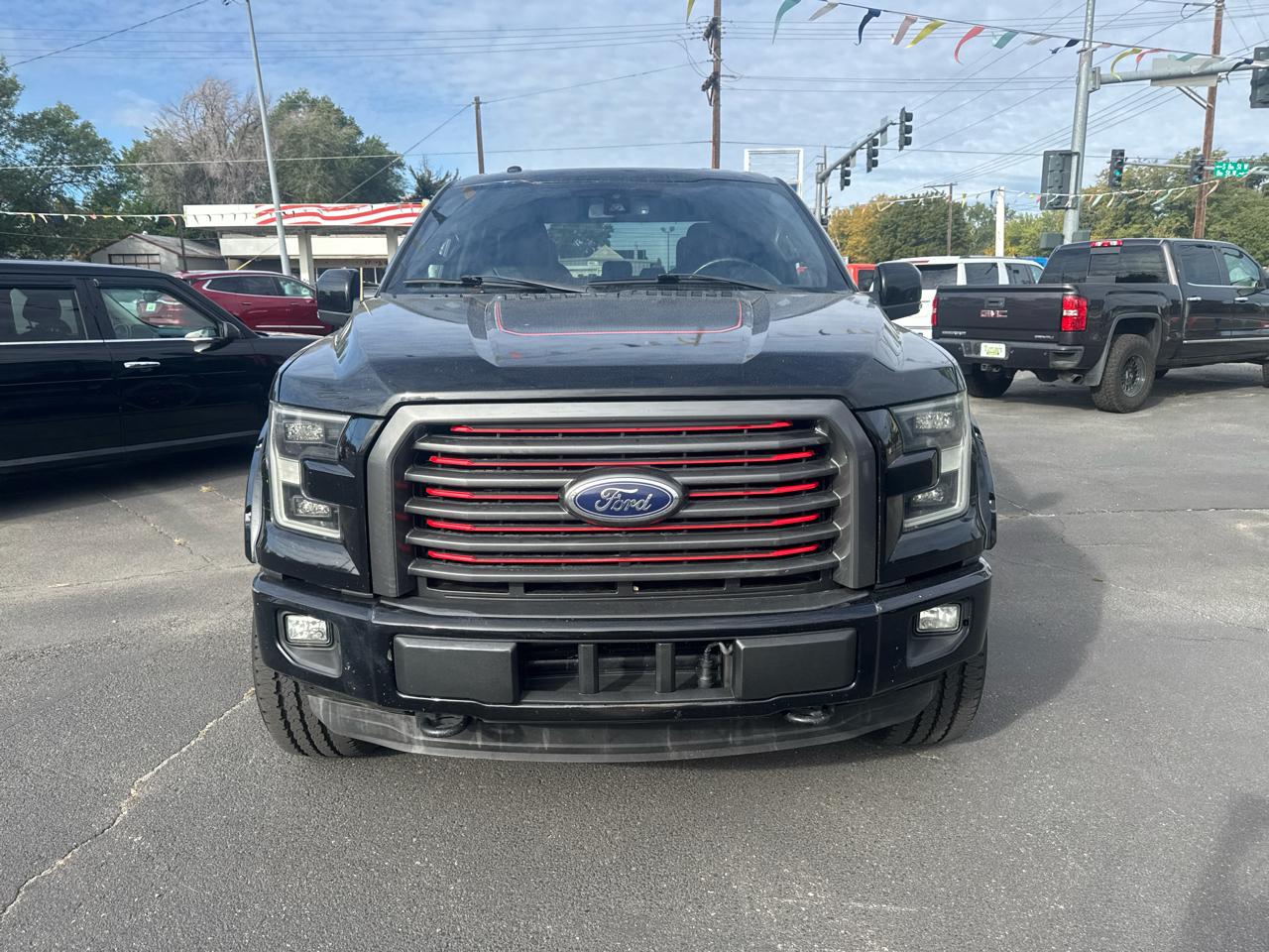 Ford F-150 photo 2