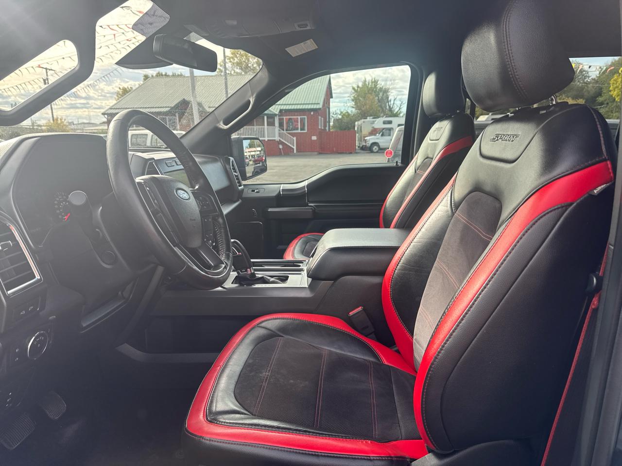 Ford F-150 photo 11