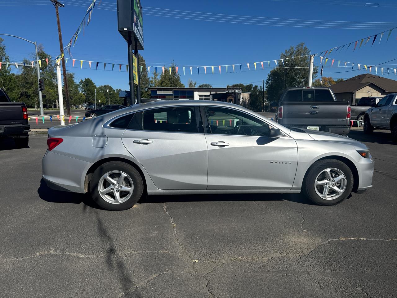 Chevrolet Malibu 4dr Sdn LS w/1FL 2017