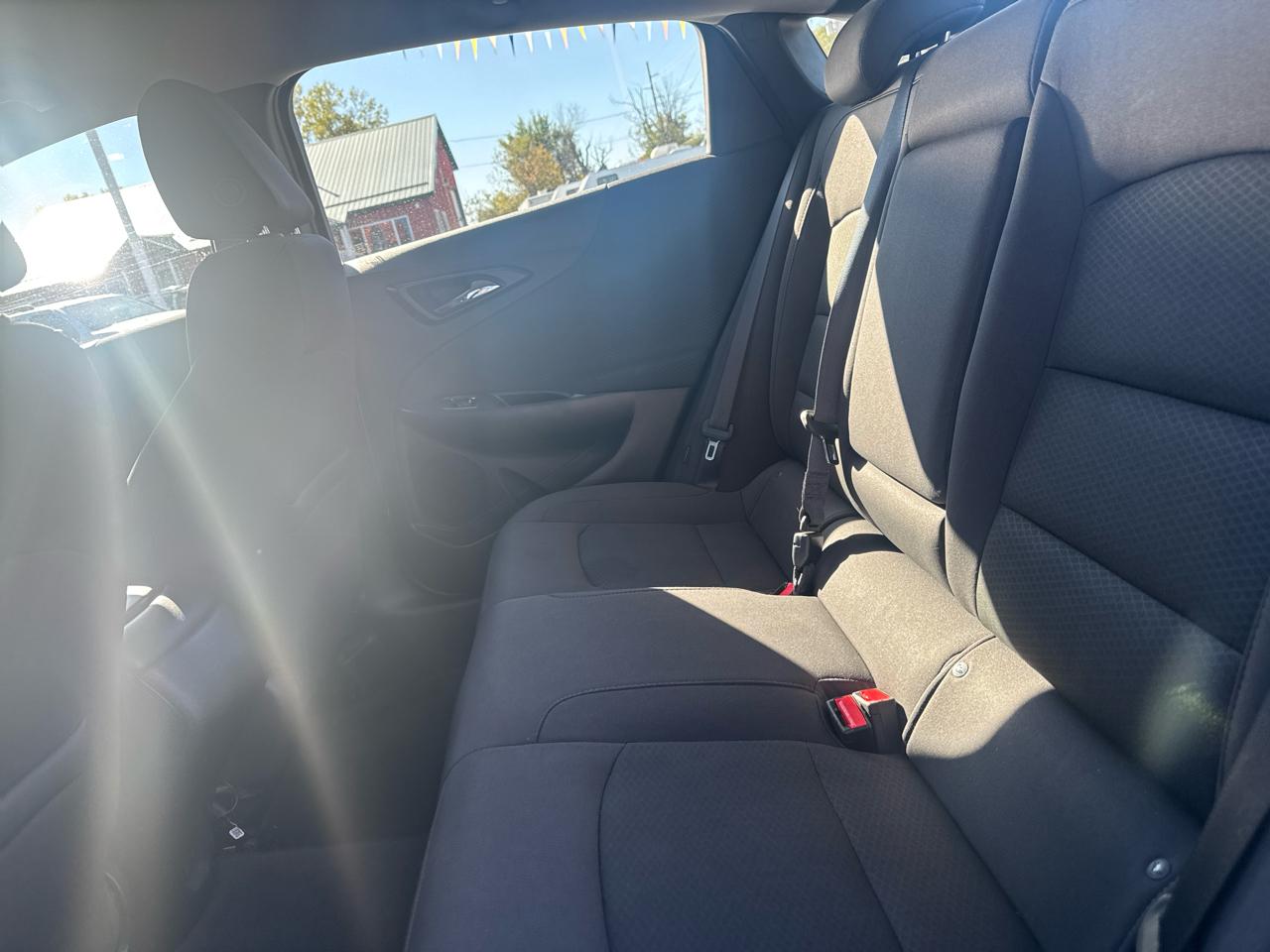 Chevrolet Malibu 4dr Sdn LS w/1FL 2017