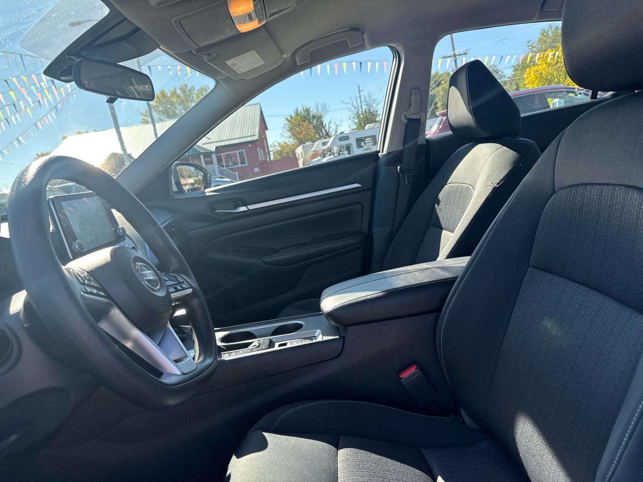 Nissan Altima 2.5 SV AWD Sedan 2022