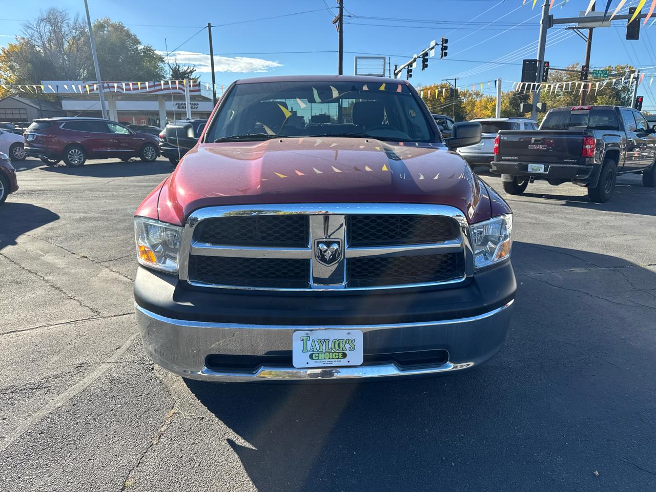 RAM 1500 4WD Quad Cab 140.5" ST 2011