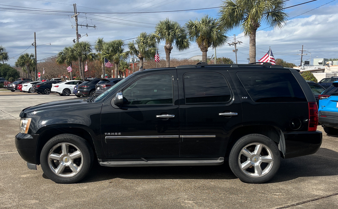 Chevrolet Tahoe LTZ 2WD 2010