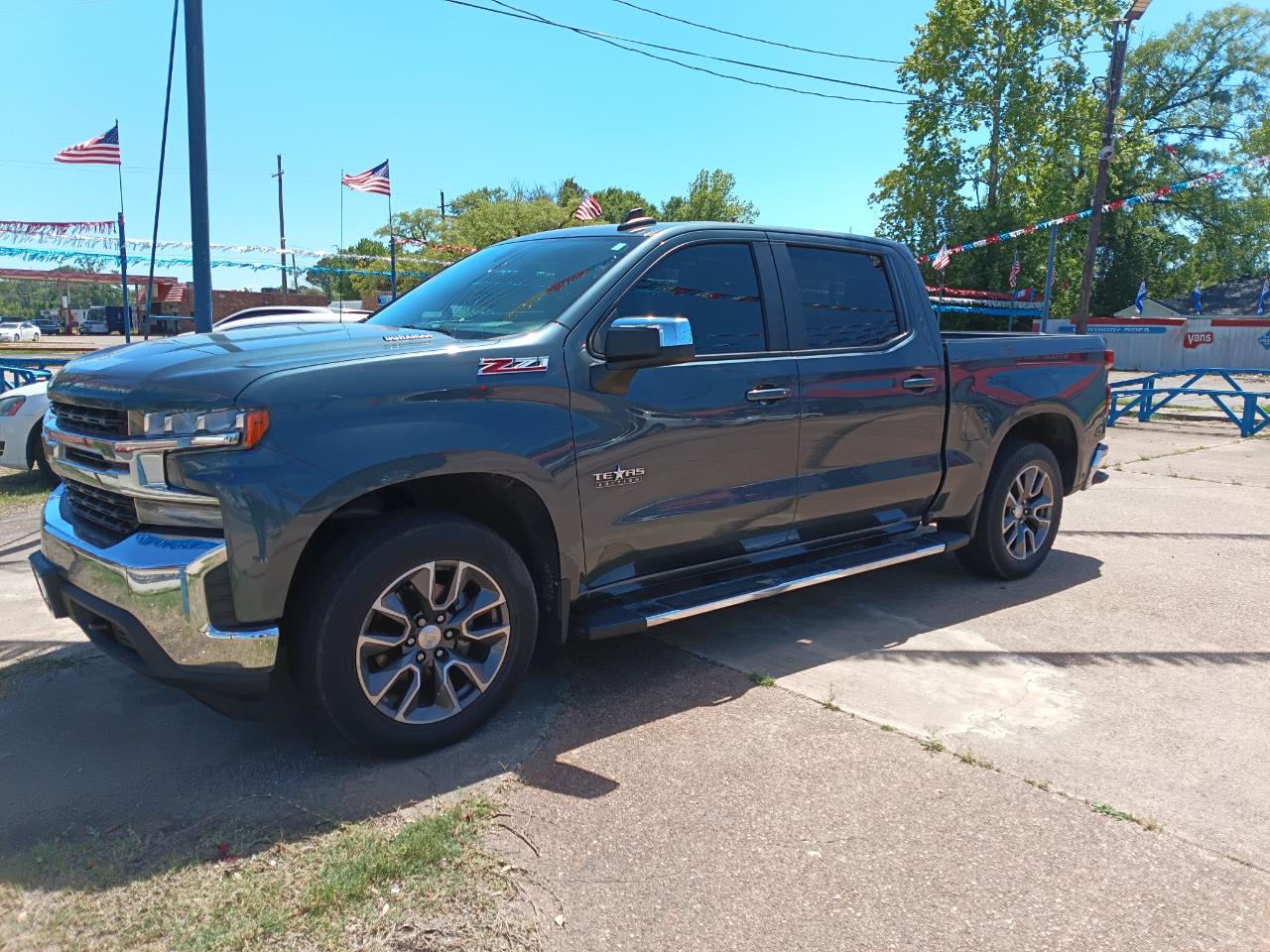 2021 Chevrolet Silverado 1500 LT Crew Cab 4WD
