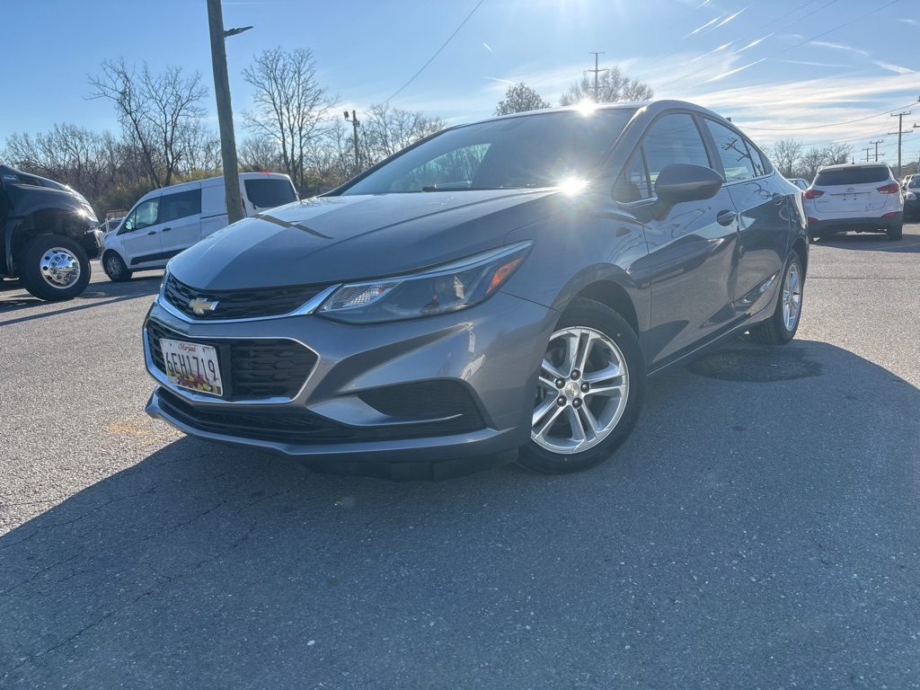 2018 Chevrolet Cruze LT's photo