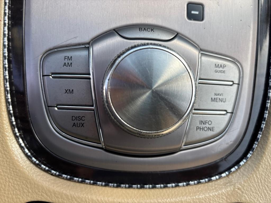 Hyundai Genesis  2011