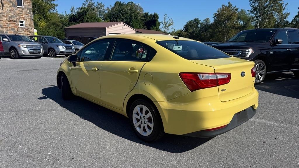 Kia Rio  2016