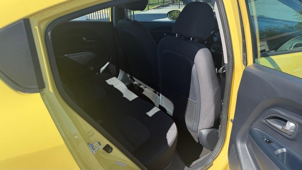 Kia Rio  2016