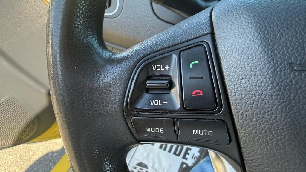 Kia Rio  2016
