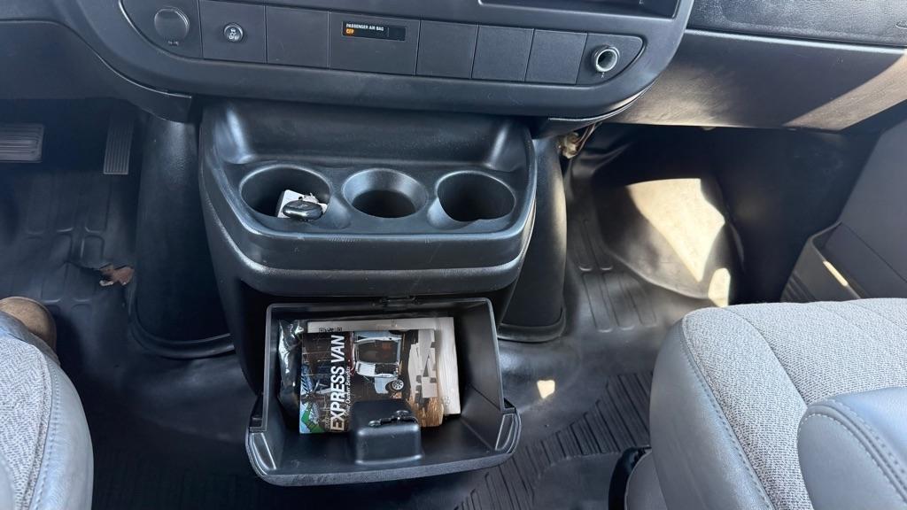 Chevrolet Express  2013