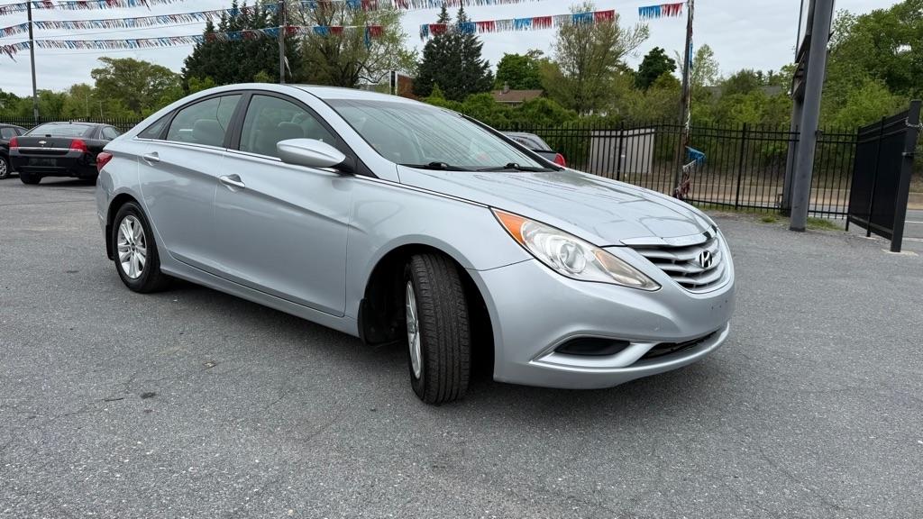 Hyundai Sonata  2012