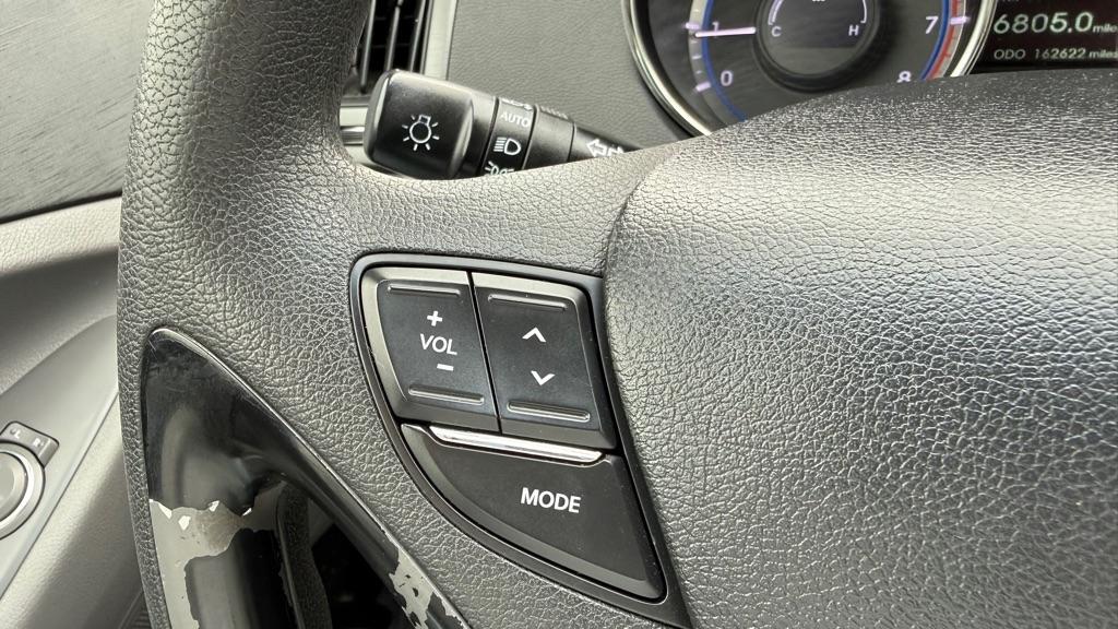 Hyundai Sonata  2012