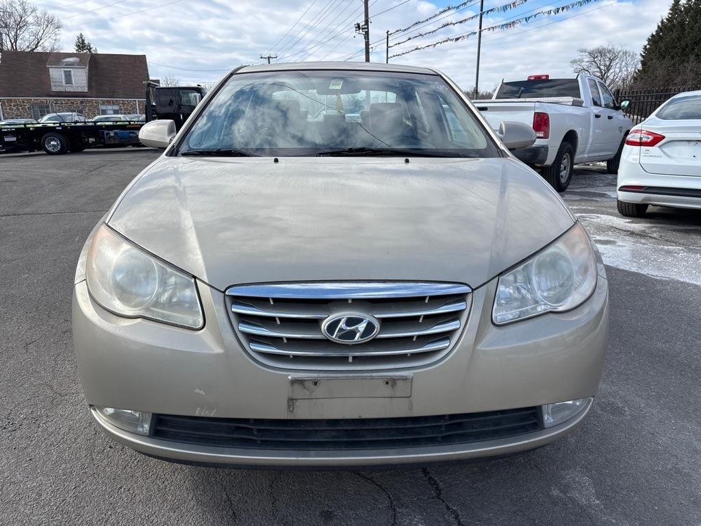 Hyundai Elantra  2010