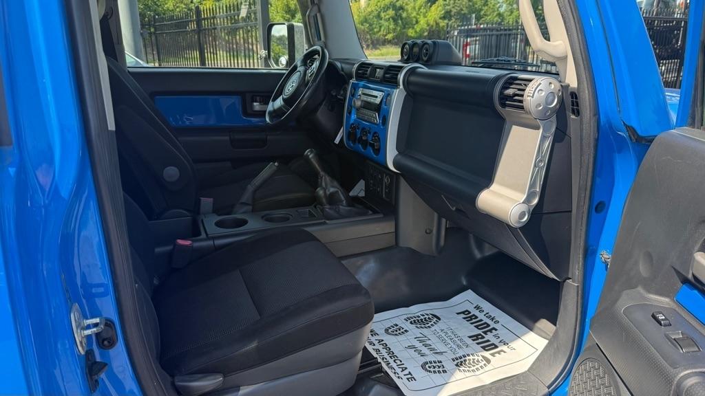 Toyota FJ Cruiser  2007