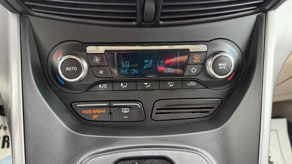 Ford Escape  2015