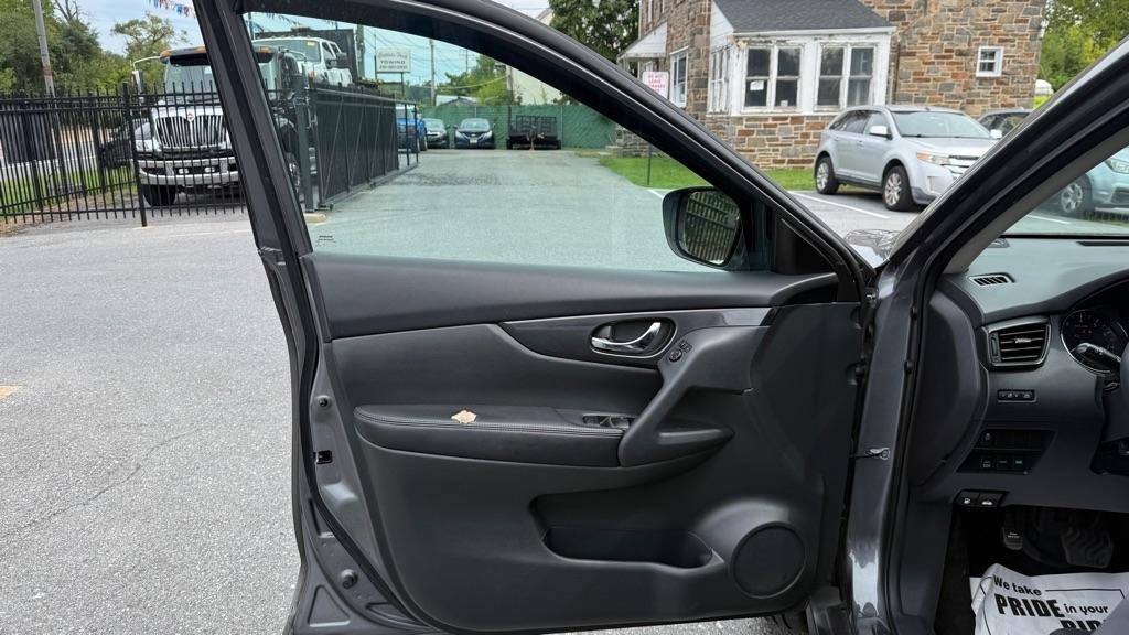 Nissan Rogue  2017