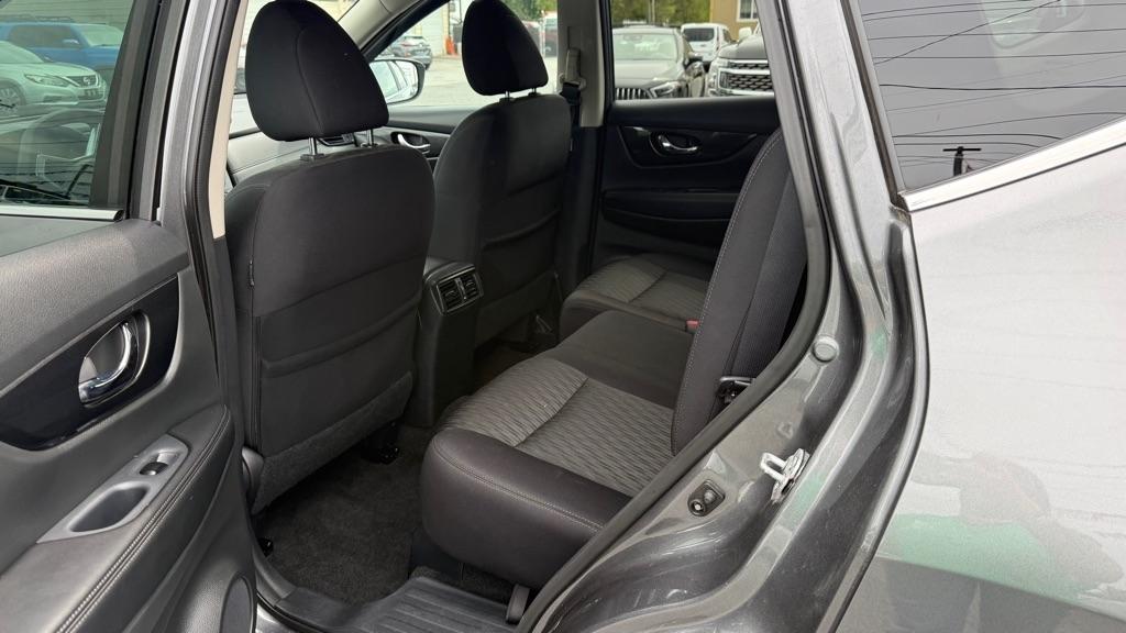 Nissan Rogue  2017