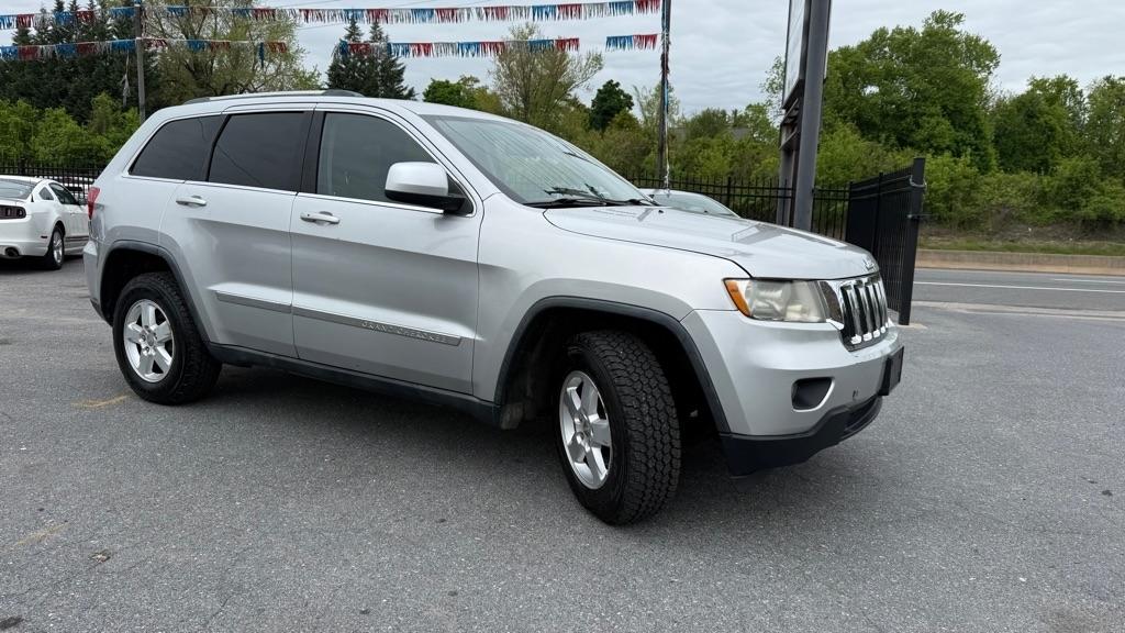 Jeep Grand Cherokee  2011