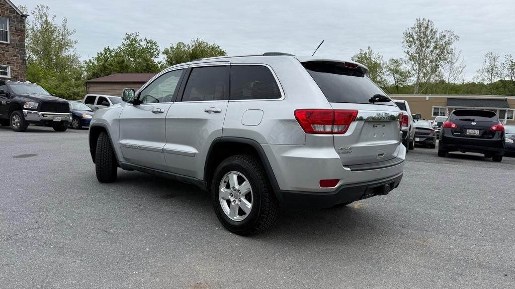 Jeep Grand Cherokee  2011