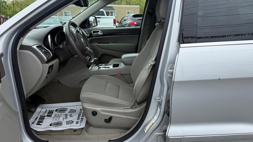 Jeep Grand Cherokee  2011