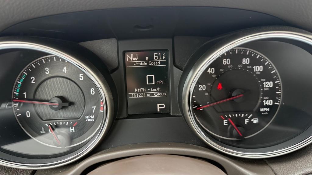 Jeep Grand Cherokee  2011
