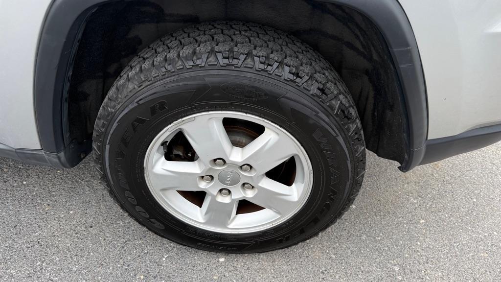 Jeep Grand Cherokee  2011