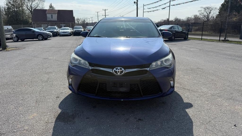 Toyota Camry  2015