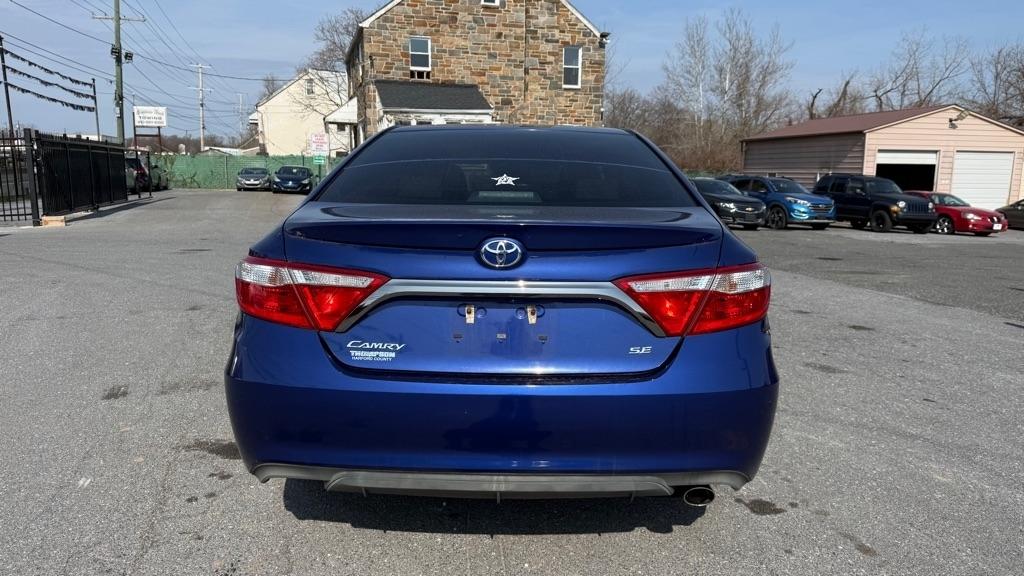 Toyota Camry  2015