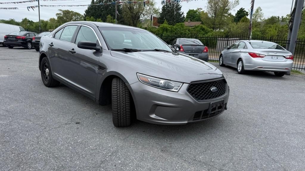 Ford Taurus  2016