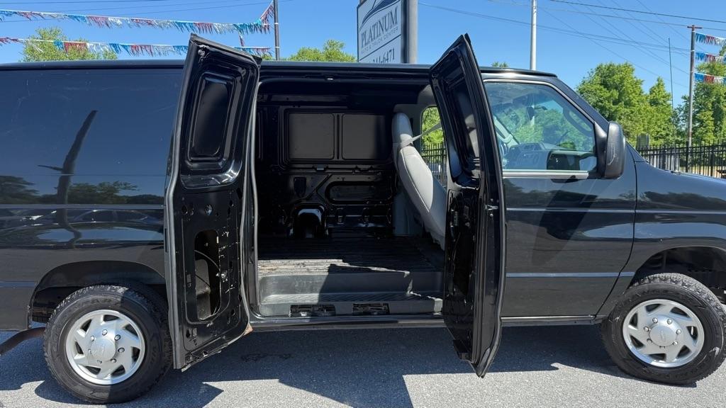 Ford Econoline  2013