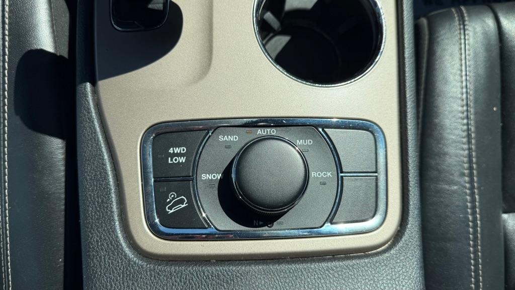 Jeep Grand Cherokee  2014