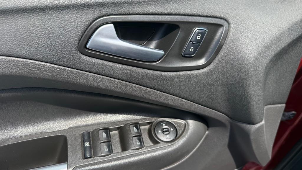 Ford Escape  2016